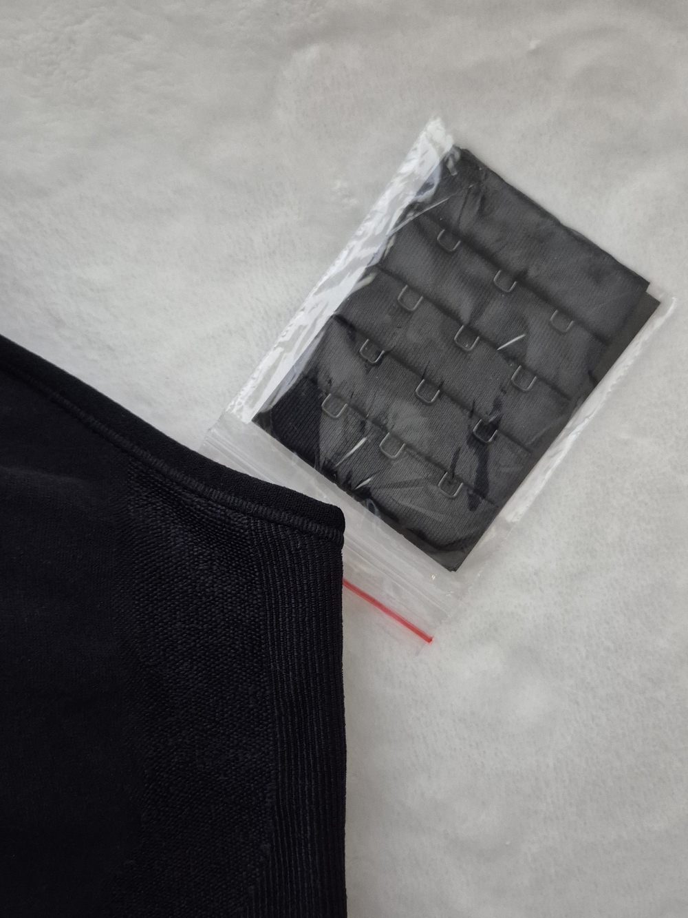 Underoutfit Comfort Shaping Bra - Picture 8 of 12